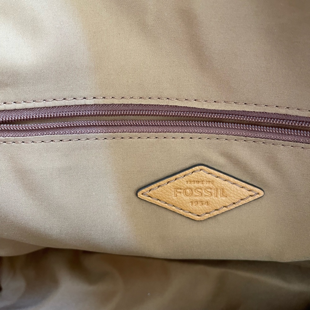 Fossil handbag